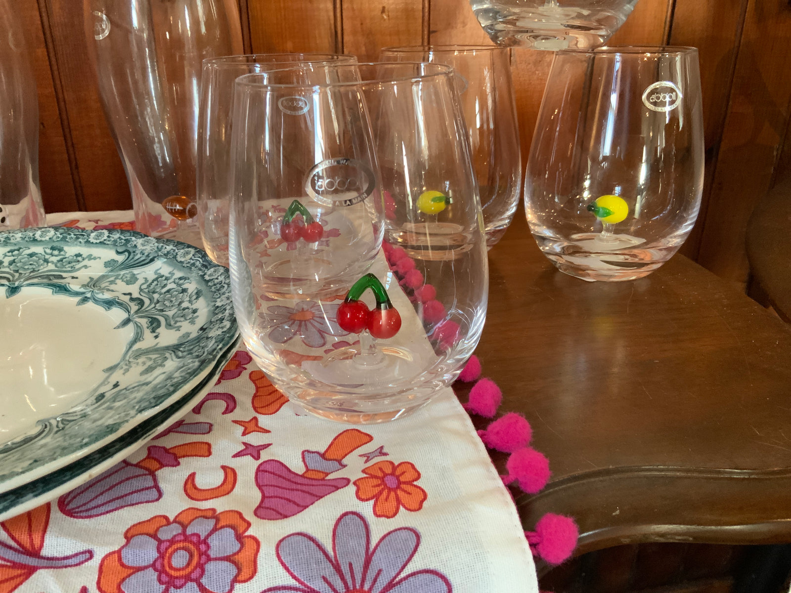 Cherries Stemless Wine Glass